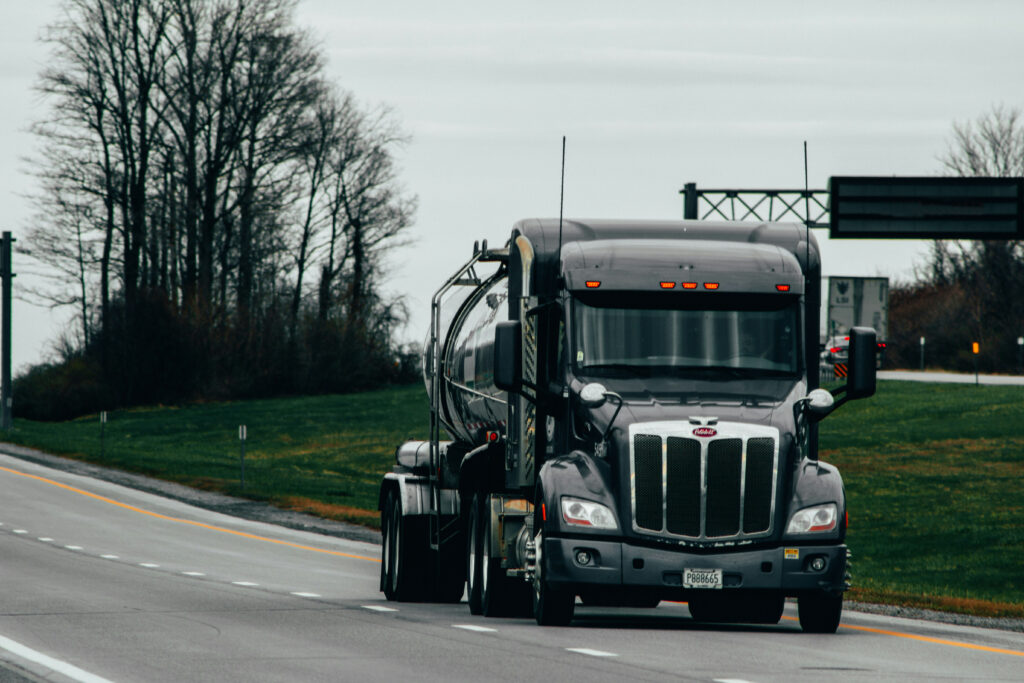 Trucking Prices Inch Up in February
